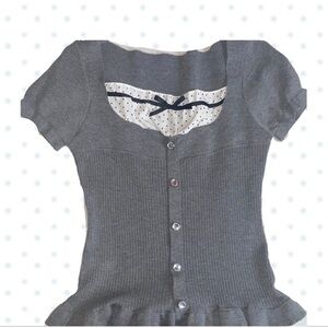 🪽Gray Short Sleeve Milkmaid Mock Two Piece Ruffled Trim Bow Top